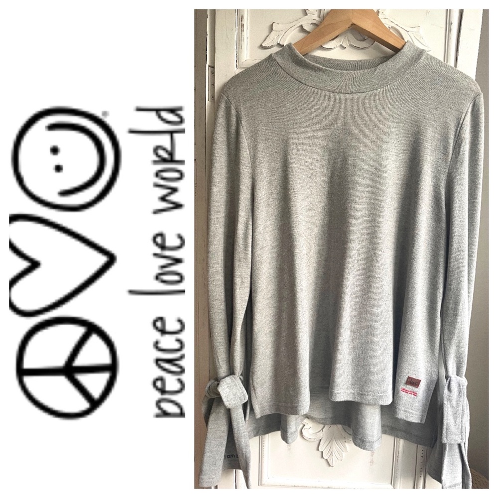 NWOT Peace Love World Gray Bell Sleeve Ribbon Tie Sweater
